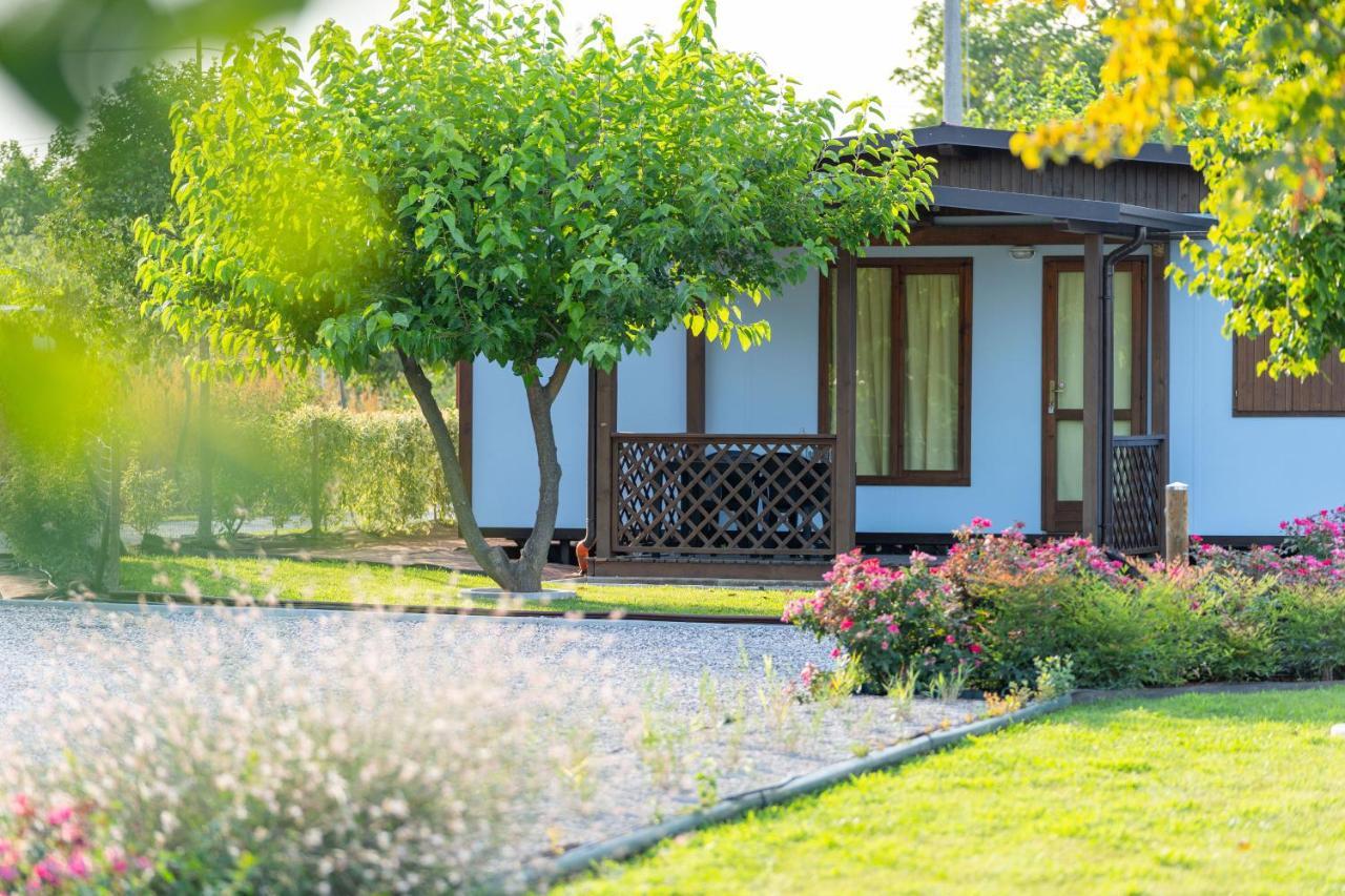 Agriturismo e Agricamping Le Nosare Valeggio sul Mincio Exterior foto