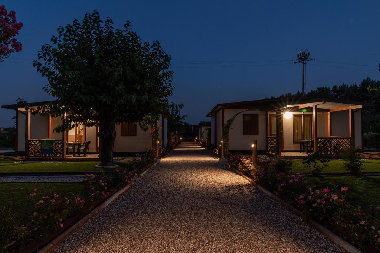 Agriturismo e Agricamping Le Nosare Valeggio sul Mincio Exterior foto