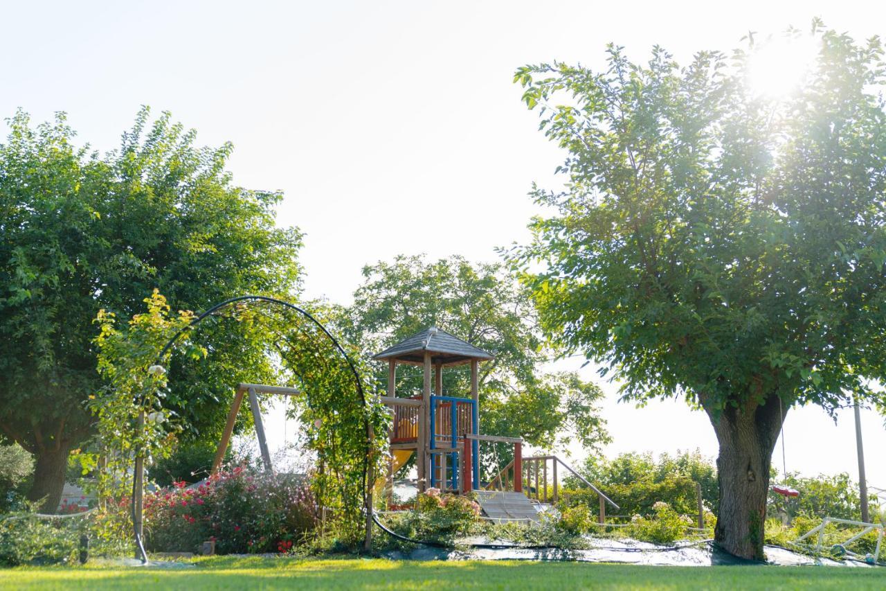 Agriturismo e Agricamping Le Nosare Valeggio sul Mincio Exterior foto